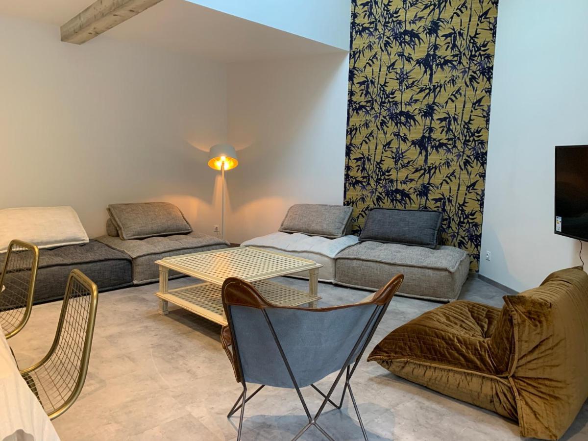 Le Jardin De La Tour Pinte Apartman Carcassone Kültér fotó
